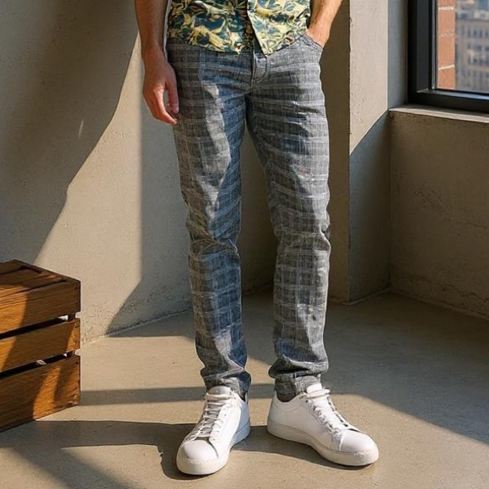 Peter England Green and Yellow Casual Pants